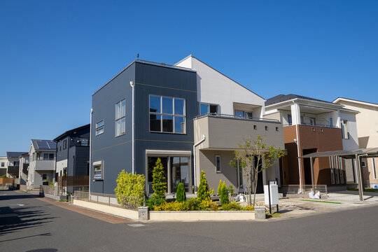 住宅の駆け込み需要が増す中、建設業やハウスメーカーも成長期